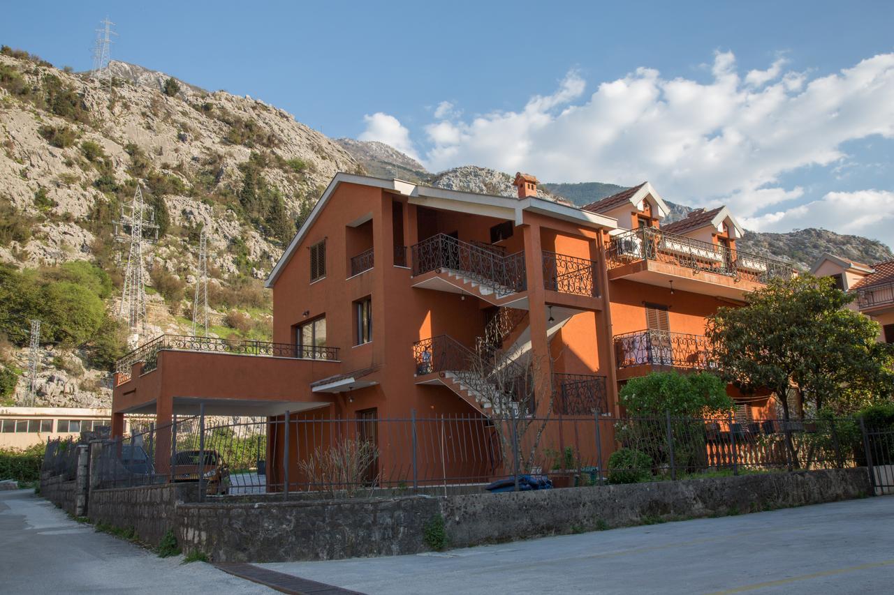 Apartment Damjan Kotor Exterior foto